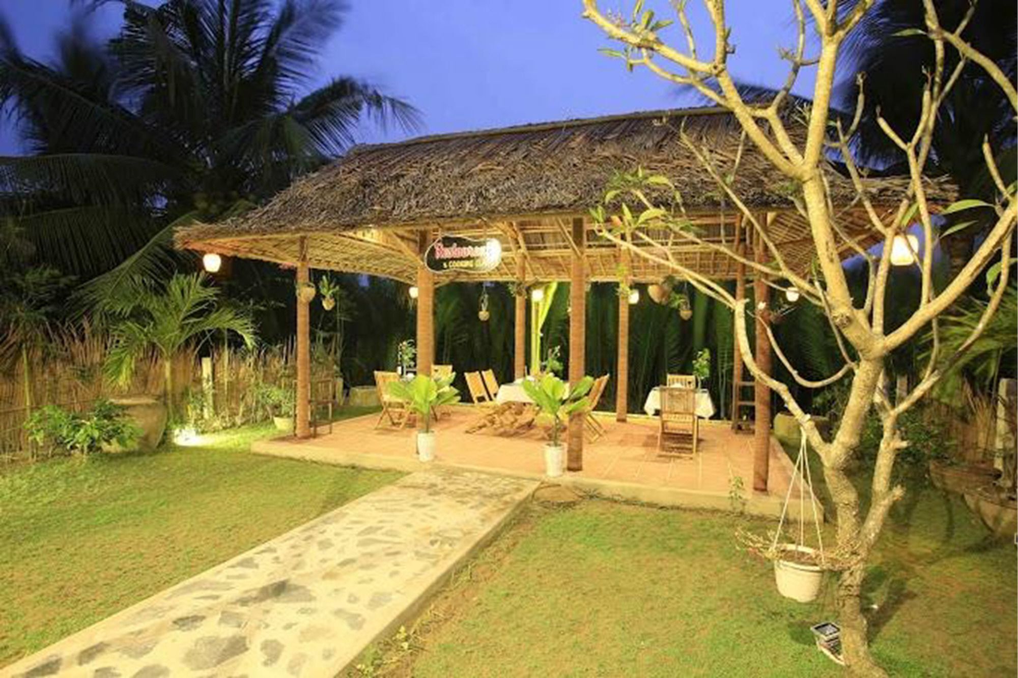 Coconut Garden Homestay Хойан Экстерьер фото